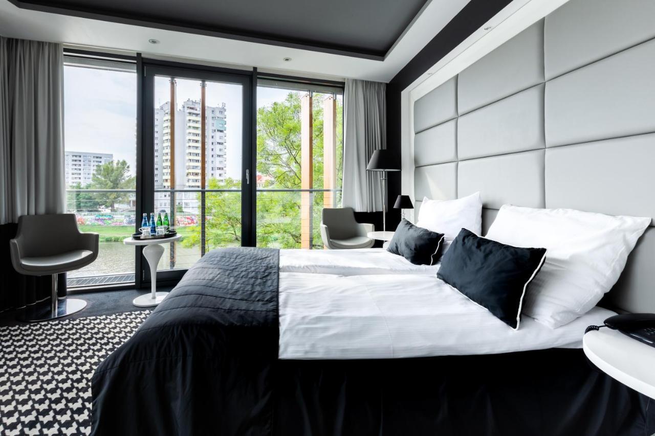 Piano Hotel & Restaurant Opole Ngoại thất bức ảnh