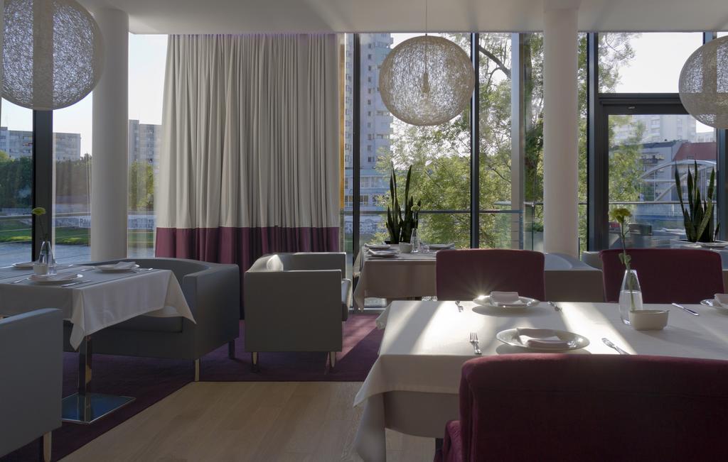 Piano Hotel & Restaurant Opole Ngoại thất bức ảnh