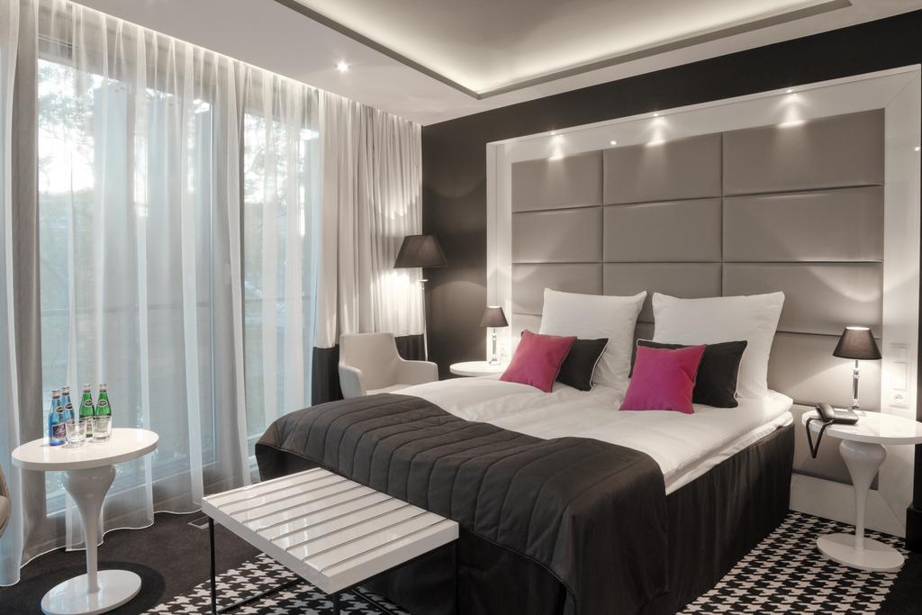 Piano Hotel & Restaurant Opole Ngoại thất bức ảnh