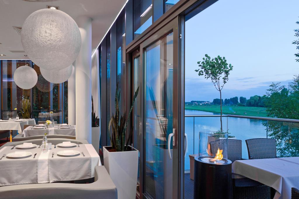 Piano Hotel & Restaurant Opole Ngoại thất bức ảnh