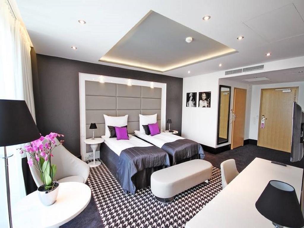 Piano Hotel & Restaurant Opole Ngoại thất bức ảnh