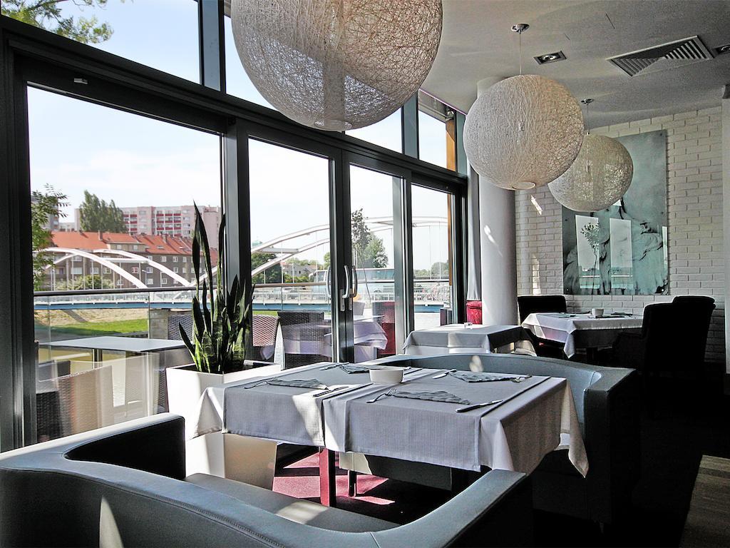 Piano Hotel & Restaurant Opole Ngoại thất bức ảnh