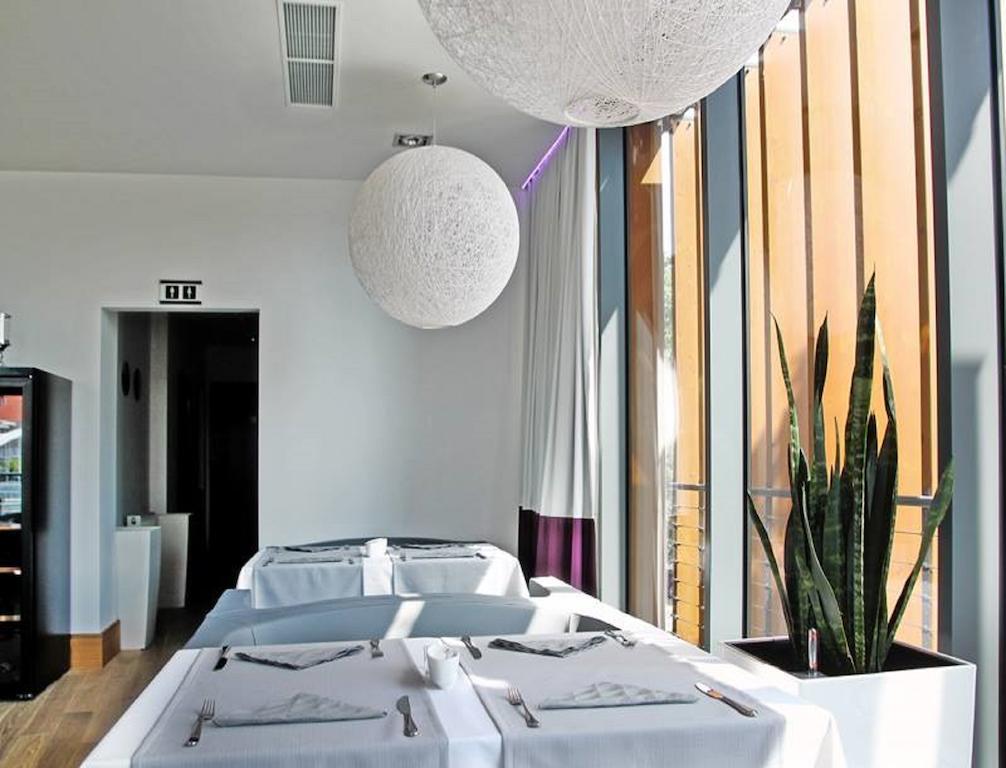 Piano Hotel & Restaurant Opole Ngoại thất bức ảnh